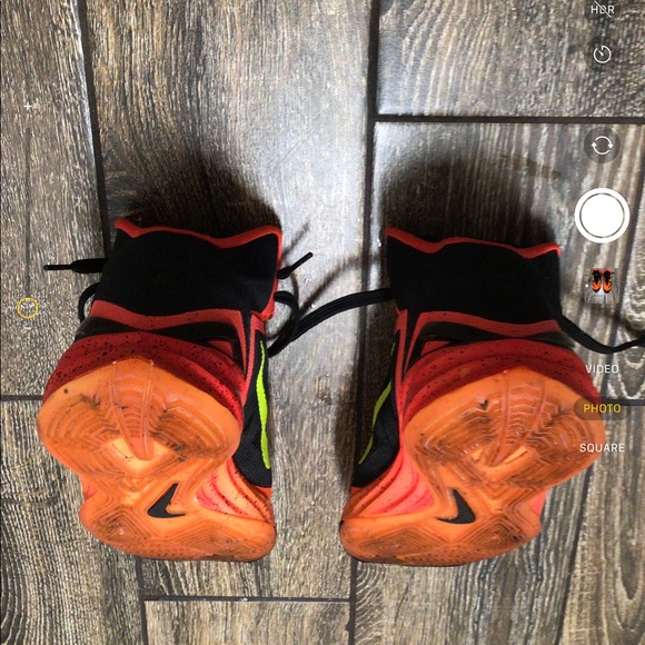 Hyper Dunk - Picture 3 of 5